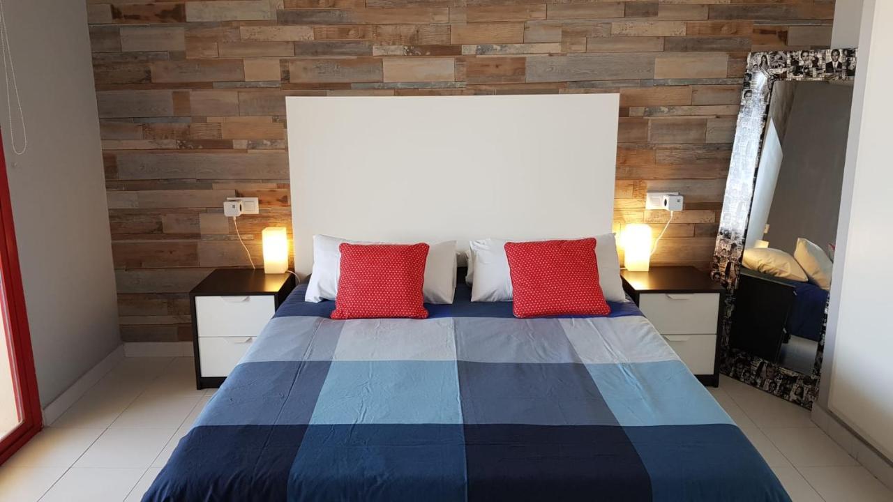 Apartamento Benidorm Viena エクステリア 写真