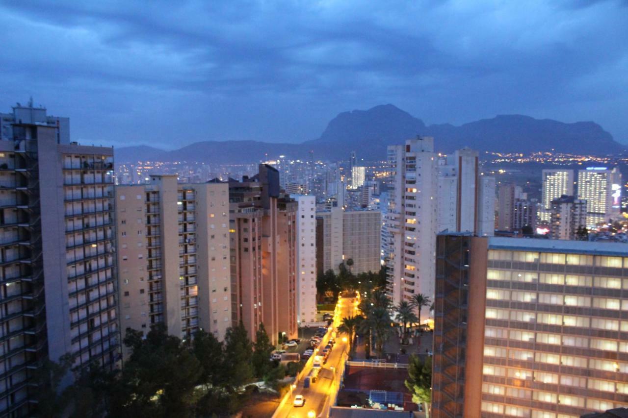 Apartamento Benidorm Viena エクステリア 写真